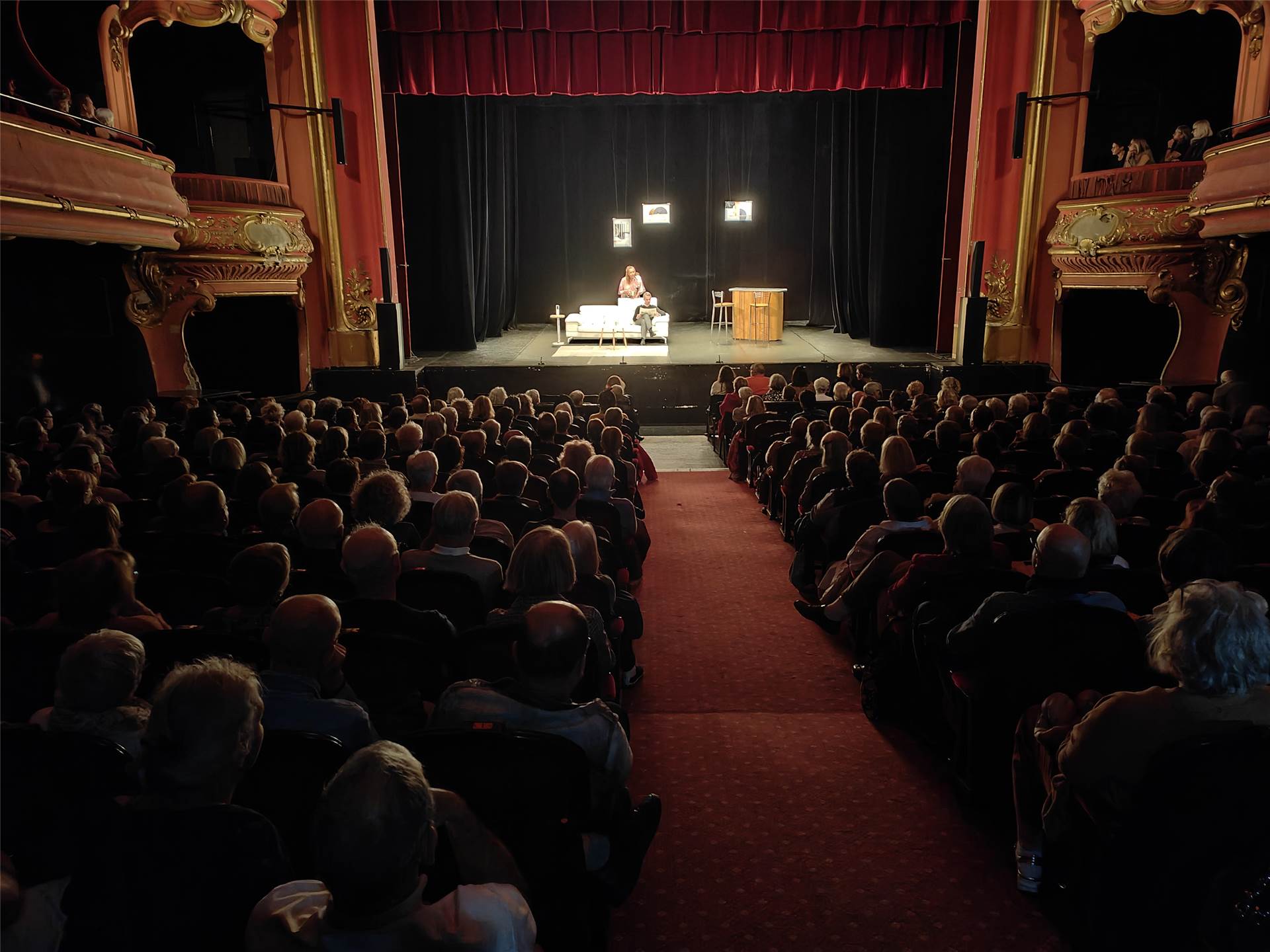 Théâtre  au profit   association  ENFANCE 73